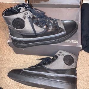 Kenneth Cole Reaction worn less then 5xs great condition
